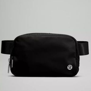 New Black Lululemon Everywhere Belt Bag